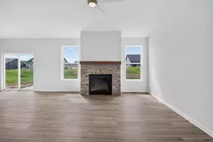 1269 West Kiddle Ln, Racine, WI 53182 - Photo 6