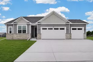 1269 West Kiddle Ln, Racine, WI 53182 - Photo 2