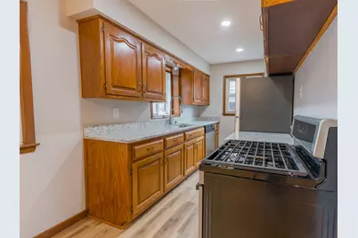 5303 W Wilbur Ave, Greenfield, WI 53220 - Photo 40