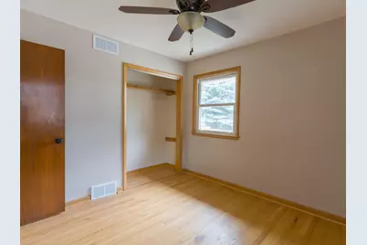 5303 W Wilbur Ave, Greenfield, WI 53220 - Photo 38