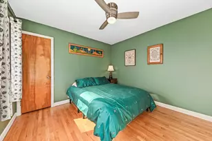 505 W Waterford Ave, Milwaukee, WI 53207 - Photo 12
