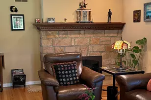 8900 N Greenvale Rd, Bayside, WI 53217 - Photo 16