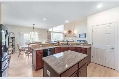 756  Tallgrass Ct, Richfield, WI 53017 - Photo 10