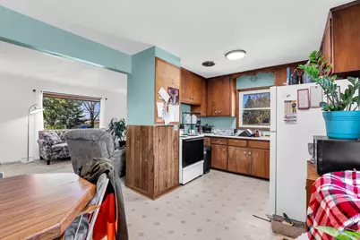 15401  Spring St, Racine, WI 53182 - Photo 10
