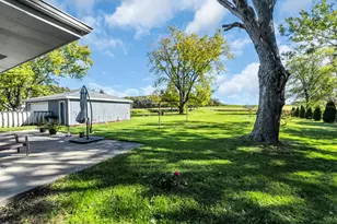 15401 Spring St, Racine, WI 53182 - Photo 28