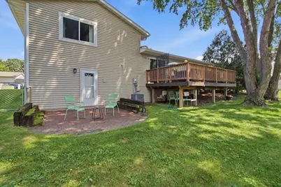 508  Evergreen Dr, Holmen, WI 54636 - Photo 2