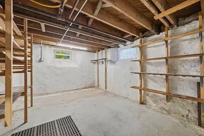 9731 W Highland Rd, Mequon, WI 53097 - Photo 40
