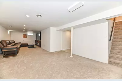 3419 W Parnell Ave, Milwaukee, WI 53221 - Photo 14