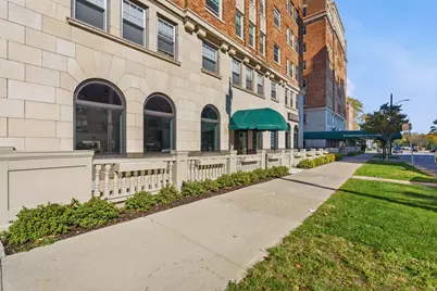 1028 E Juneau Ave #514, Milwaukee, WI 53202 - Photo 2