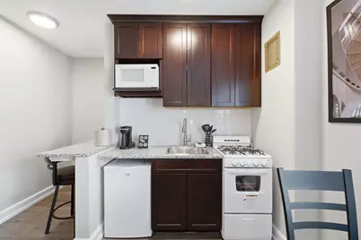 1028 E Juneau Ave #514, Milwaukee, WI 53202 - Photo 14