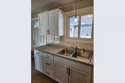 7721  Pershing Blvd, Kenosha, WI 53142 - Photo 4