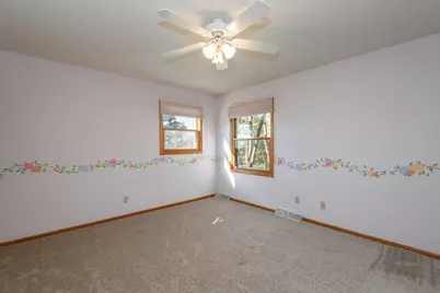 930 W Laramie Ln, Bayside, WI 53217 - Photo 28