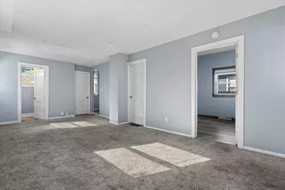 2924  93rd St, Sturtevant, WI 53177 - Photo 2