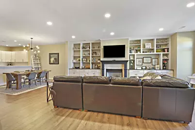 101  56th St #2, Kenosha, WI 53140 - Photo 4