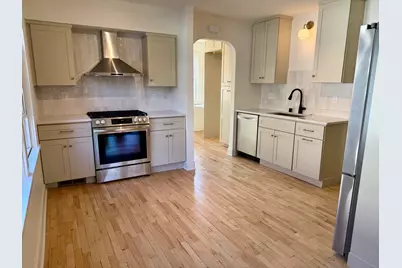 919 E Holt Ave, Milwaukee, WI 53207 - Photo 8