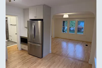 919 E Holt Ave, Milwaukee, WI 53207 - Photo 12