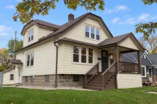 919 E Holt Ave, Milwaukee, WI 53207 - Photo 1