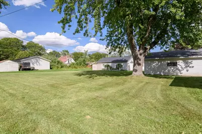 12744 W Fairmount Ave, Butler, WI 53007 - Photo 4