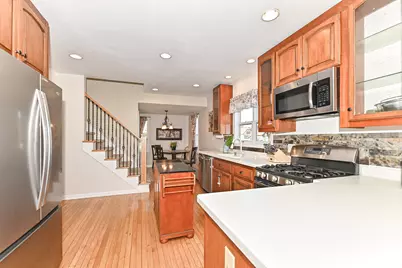 2305 S 83rd St, West Allis, WI 53219 - Photo 14