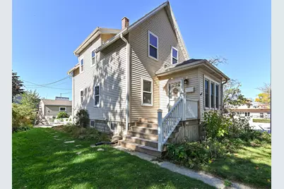 2305 S 83rd St, West Allis, WI 53219 - Photo 4