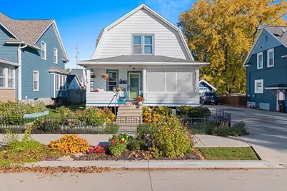 406 E Lincoln Ave, Oshkosh, WI 54901 - Photo 1