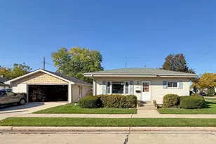 2000 Arthur Ave, Racine, WI 53405 - Photo 1