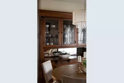 2254 S 28th St, Milwaukee, WI 53215 - Photo 14