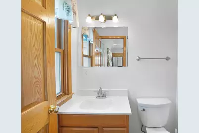 3618 W Parnell Ave, Milwaukee, WI 53221 - Photo 18
