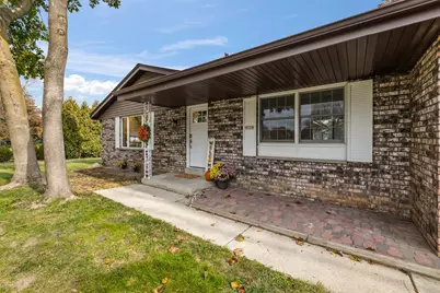 9520 N 45th St, Brown Deer, WI 53223 - Photo 2