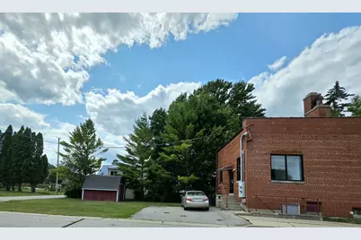 835  Main St, Belgium, WI 53004 - Photo 20