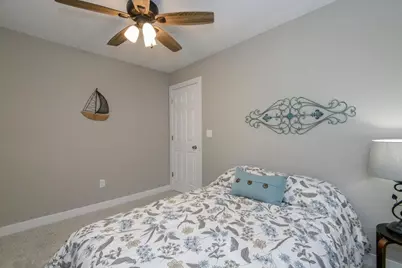 1428 W Fiesta Ln, Mequon, WI 53092 - Photo 34
