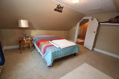 2021  Broadway St, New Holstein, WI 53061 - Photo 32
