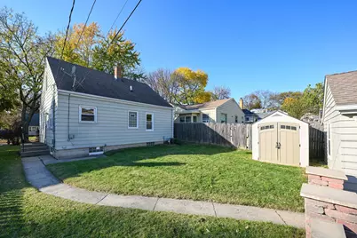 2840 N 88th St, Milwaukee, WI 53222 - Photo 26