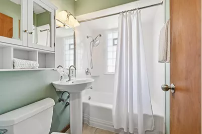 2840 N 88th St, Milwaukee, WI 53222 - Photo 14