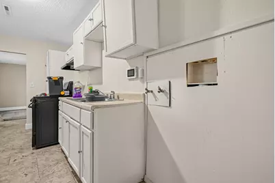 5809 N 70th St, Milwaukee, WI 53218 - Photo 12