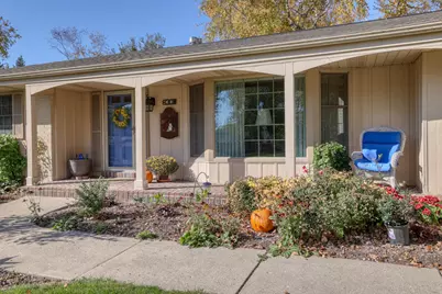 830 W Badger Ln, West Bend, WI 53095 - Photo 4