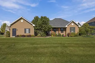 514 Summerfield Dr, Williams Bay, WI 53191 - Photo 1