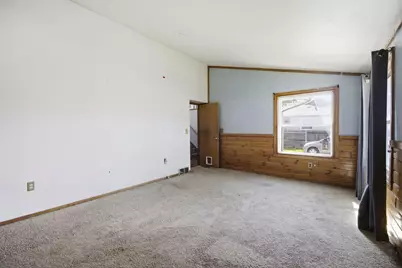 1336 S 92nd St, West Allis, WI 53214 - Photo 16