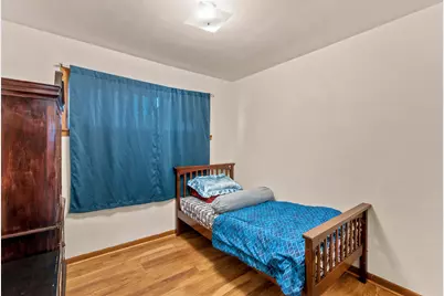 4901 W Howard Ave, Milwaukee, WI 53220 - Photo 14