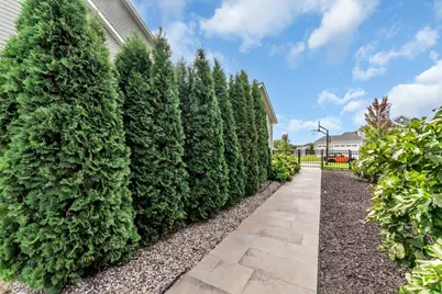 W275N342  Arrowhead Trl, Pewaukee, WI 53188 - Photo 68