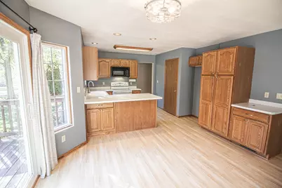 402  Cedar Valley Rd, Fredonia, WI 53021 - Photo 6