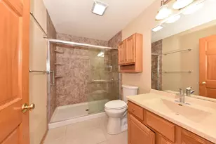 N161W18878 Heather Lynn Cir, Jackson, WI 53037 - Photo 20