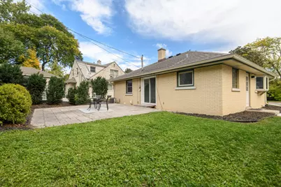 221 N Story Pkwy, Milwaukee, WI 53208 - Photo 6