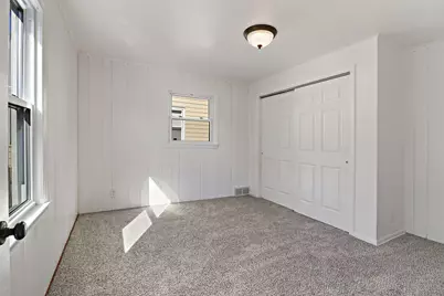 6912  26th Ave, Kenosha, WI 53143 - Photo 12