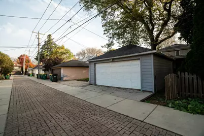 4465 N Woodburn St, Shorewood, WI 53211 - Photo 32