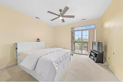13070 W Bluemound Rd #209, Elm Grove, WI 53122 - Photo 12