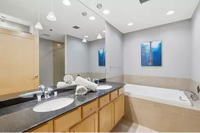1325 N Van Buren St #504, Milwaukee, WI 53202 - Photo 14