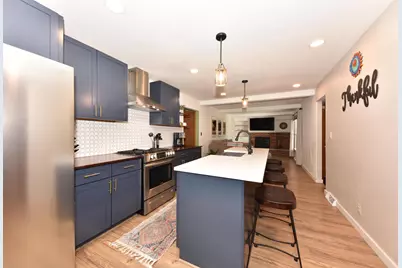 5159 S 19th St, Milwaukee, WI 53221 - Photo 14
