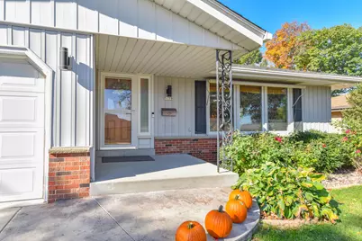 5159 S 19th St, Milwaukee, WI 53221 - Photo 2