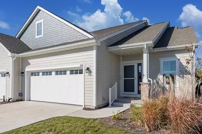 812  Bridlewood Dr, Hartford, WI 53027 - Photo 26